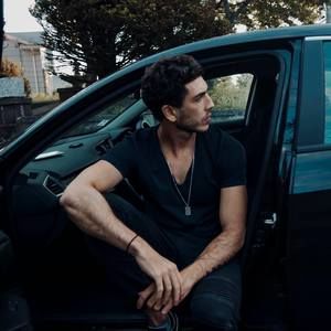 Meet your Posher, Argiris